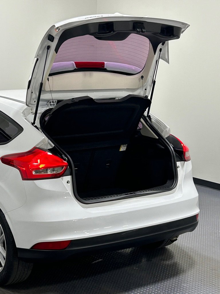 Used 2018 Ford Focus SE image 12