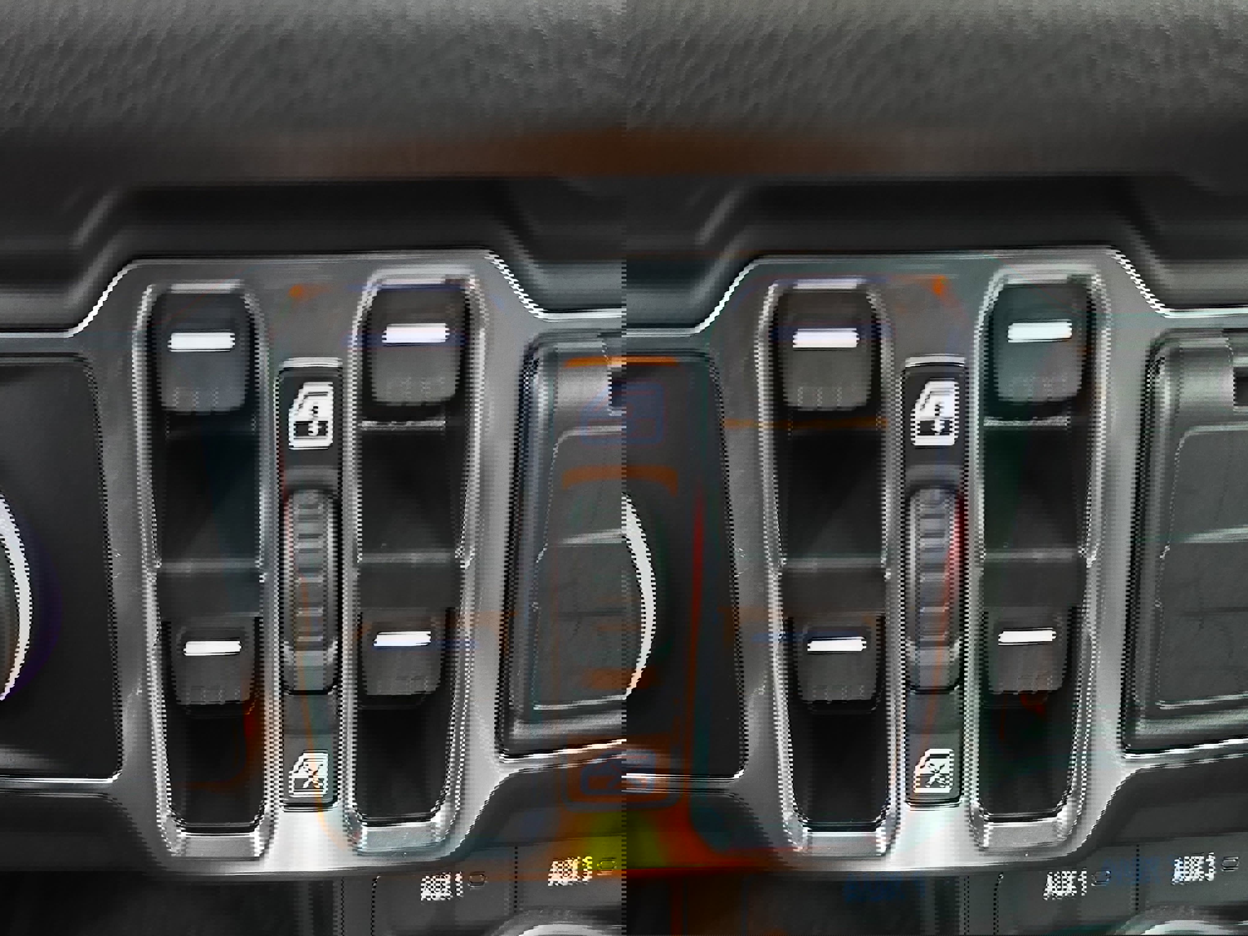 Used 2024 Jeep Wrangler Sport S image 27