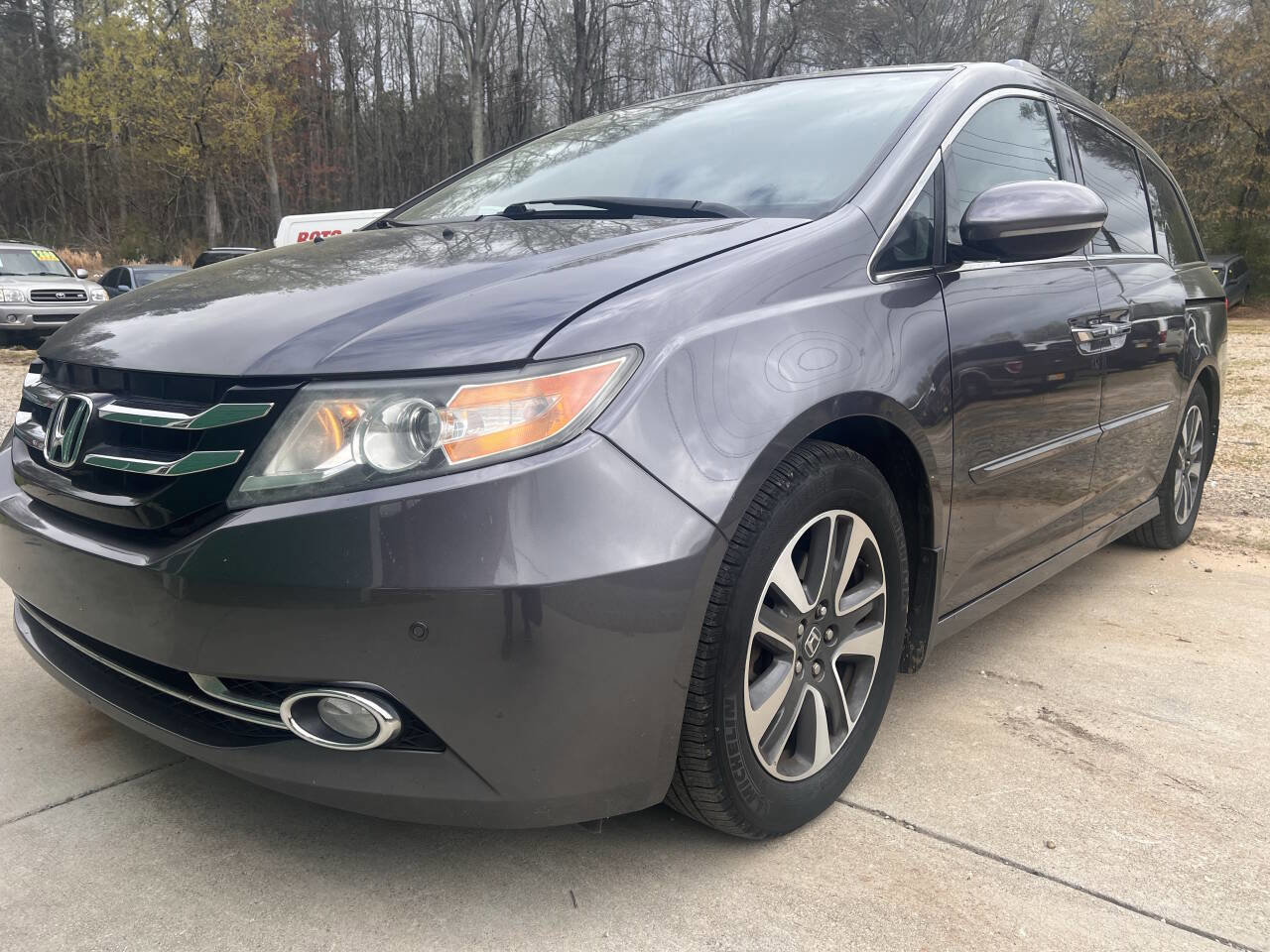 Used 2016 Honda Odyssey Touring Elite image 5