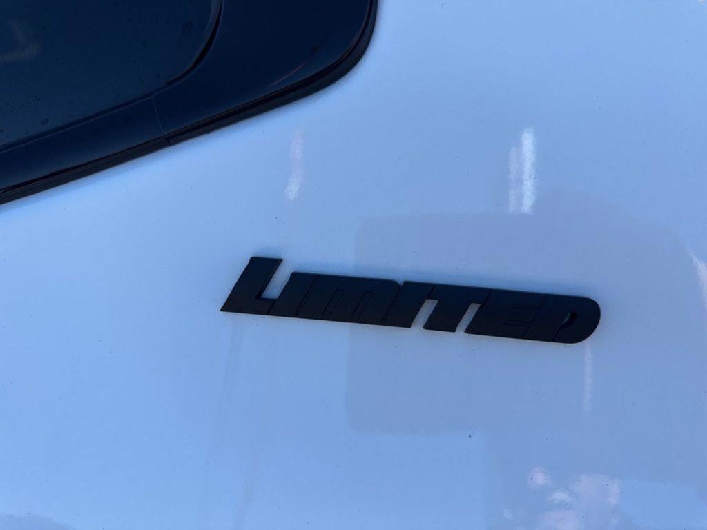 Used 2024 Toyota Tundra Limited w/ TRD Off-Road Package image 11