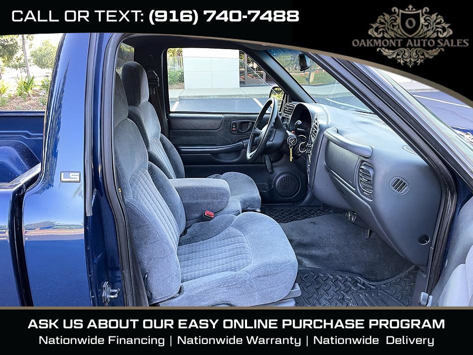 Used 2000 Chevrolet S10 Pickup LS w/ Preferred Equipment Group AWD/4WD image 11