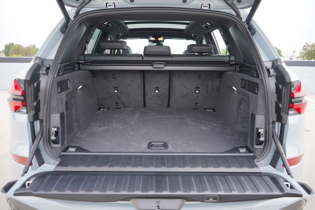 New 2026 BMW X5 sDrive40i w/ M Sport Package image 19
