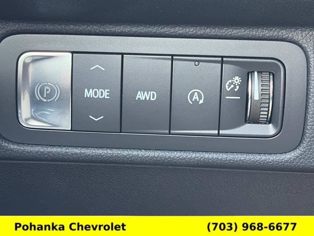 New 2026 Chevrolet Traverse High Country w/ LPO, Floor Liner Package AWD/4WD image 14