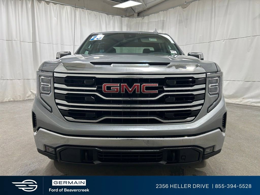 Used 2023 GMC Sierra 1500 SLT image 3