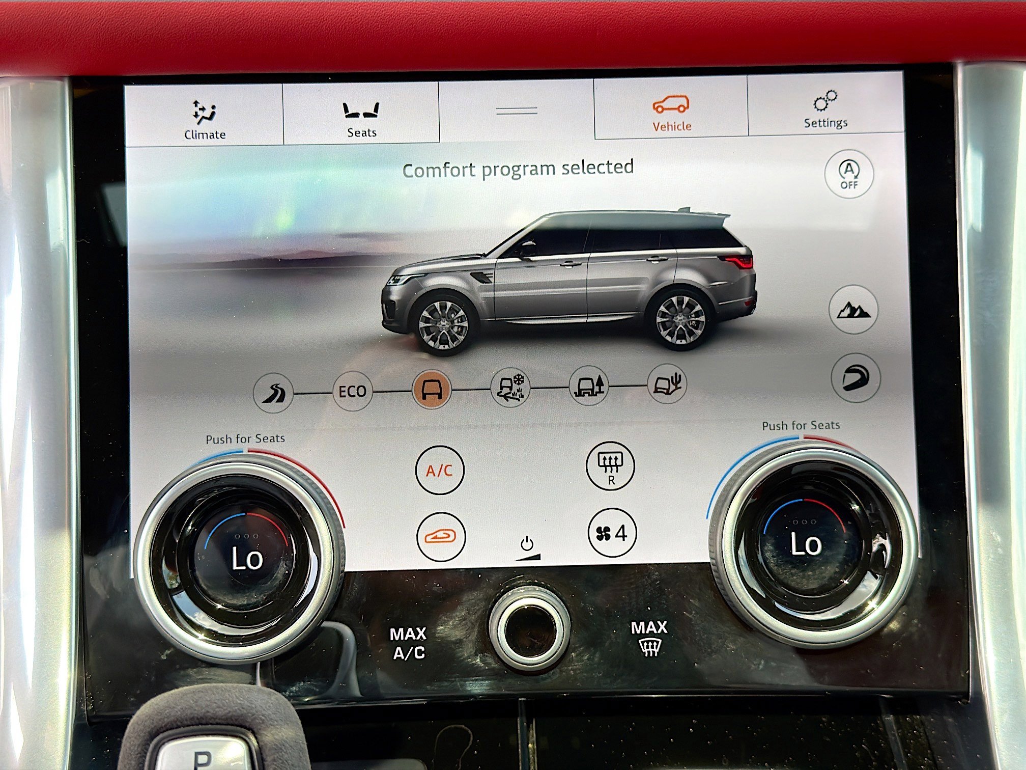 Used 2022 Land Rover Range Rover Sport HST image 34