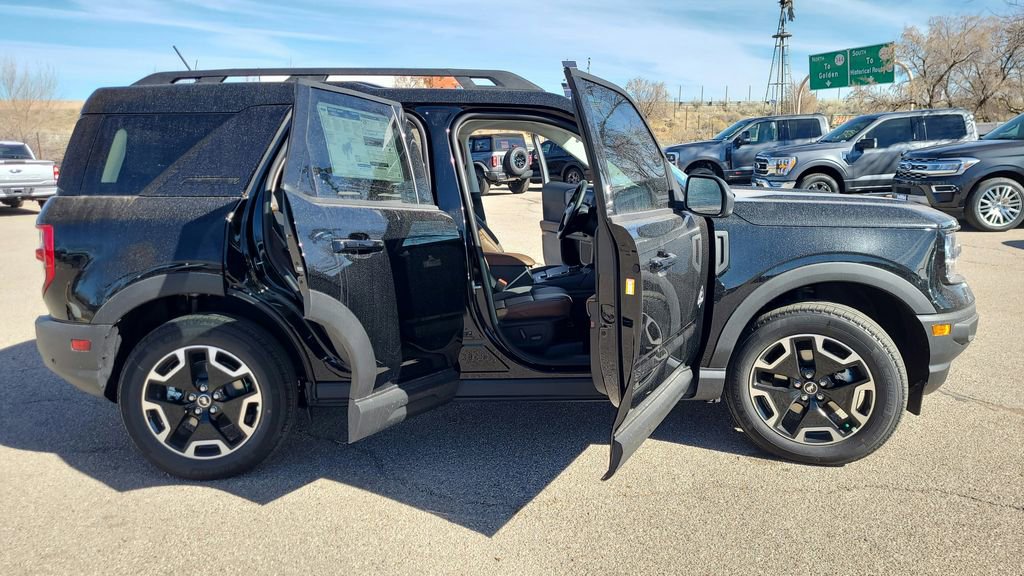 New 2024 Ford Bronco Sport Outer Banks w/ Tech Package image 8