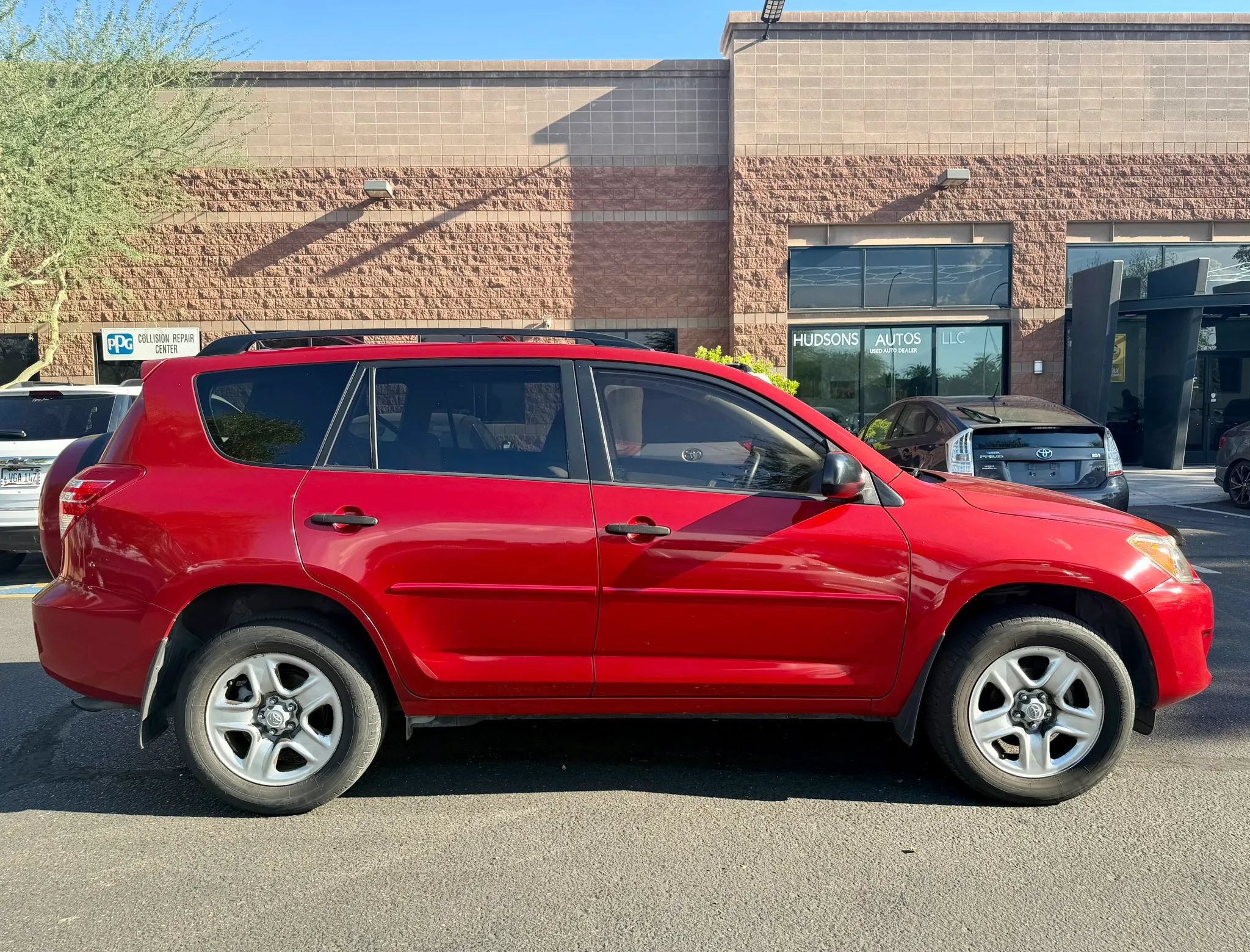 Used 2010 Toyota RAV4 2WD image 4