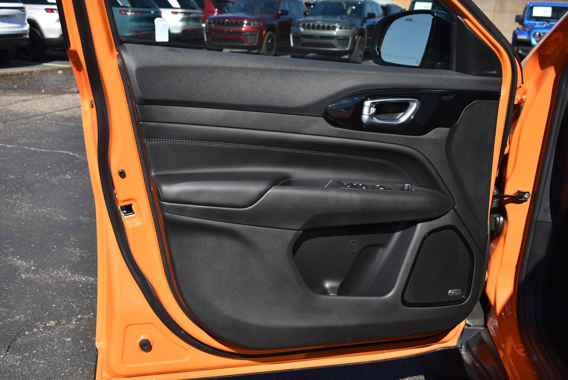 New 2026 Jeep Compass Latitude image 12