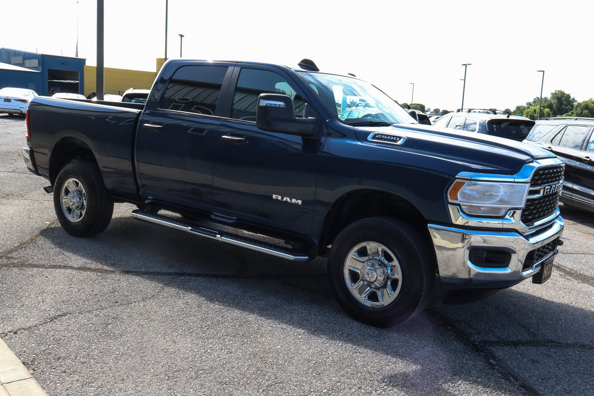 Used 2024 RAM 2500 Big Horn w/ Bed Utility Group AWD/4WD image 3