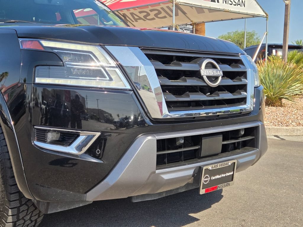 Used 2024 Nissan Armada SV AWD/4WD image 2