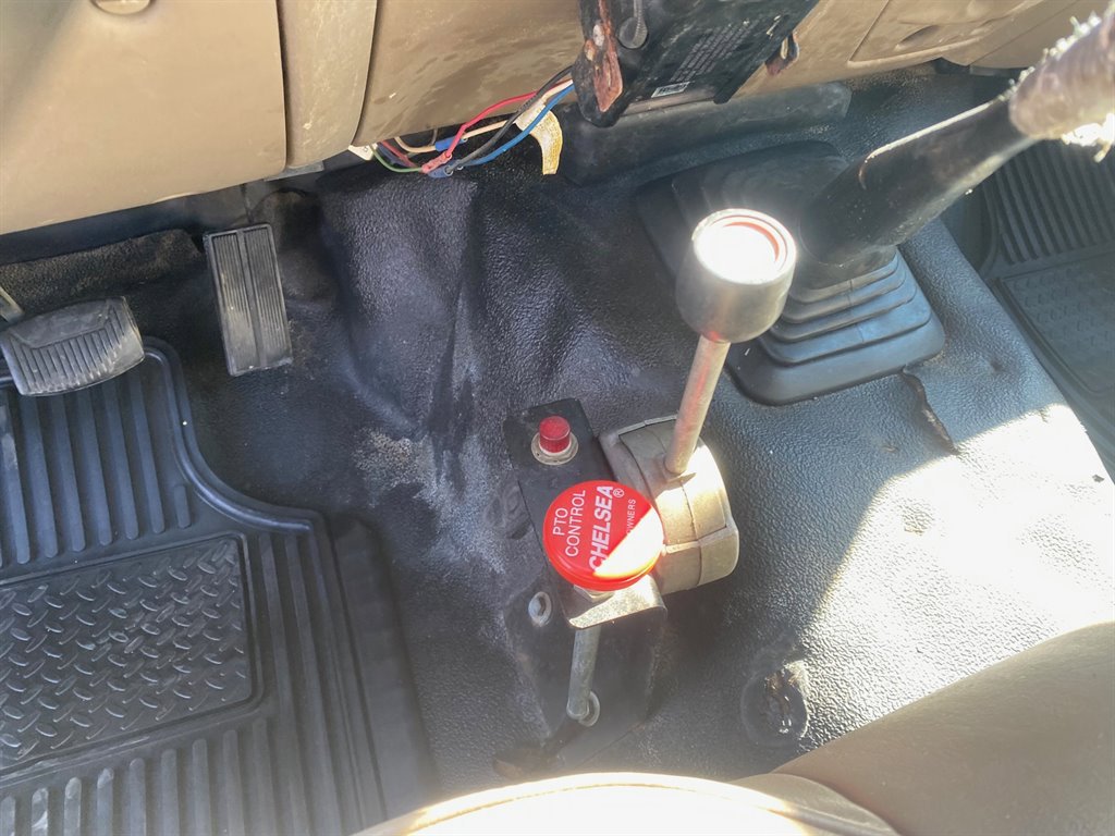 Used 2000 Ford F450 XL image 14