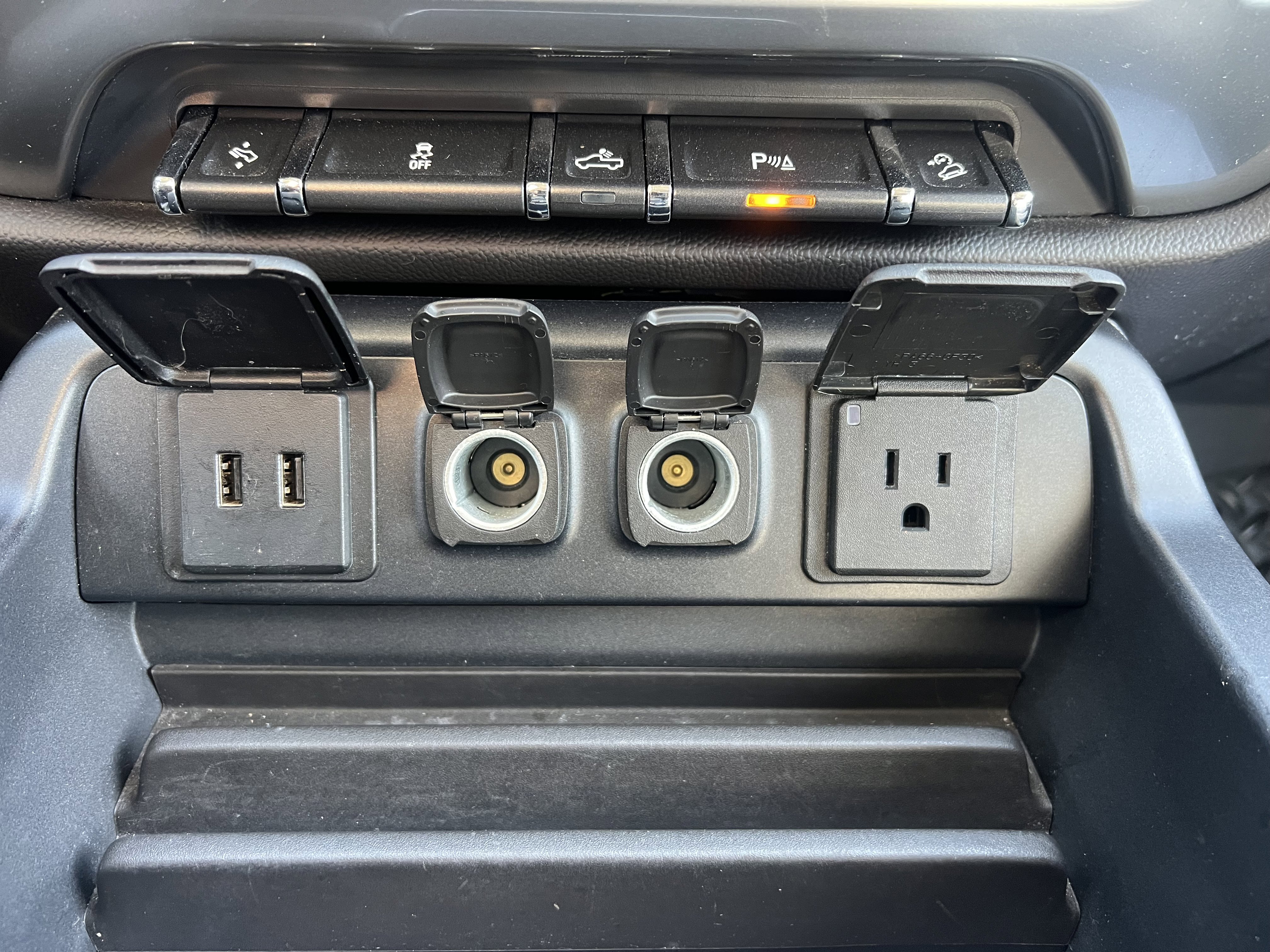 Used 2016 Chevrolet Silverado 1500 LT w/ LT Convenience Package image 25