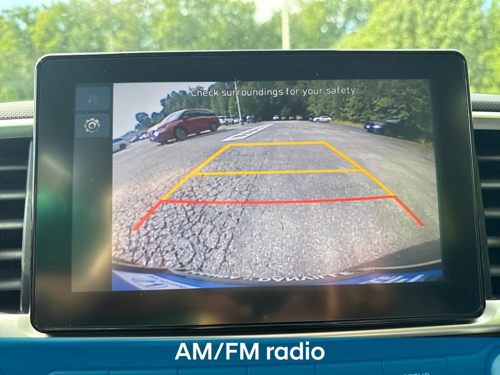 Used 2025 Hyundai Venue SEL FWD image 23