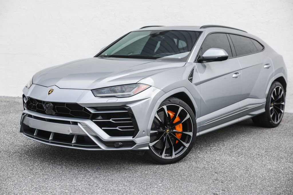 Used 2020 Lamborghini Urus AWD/4WD image 9