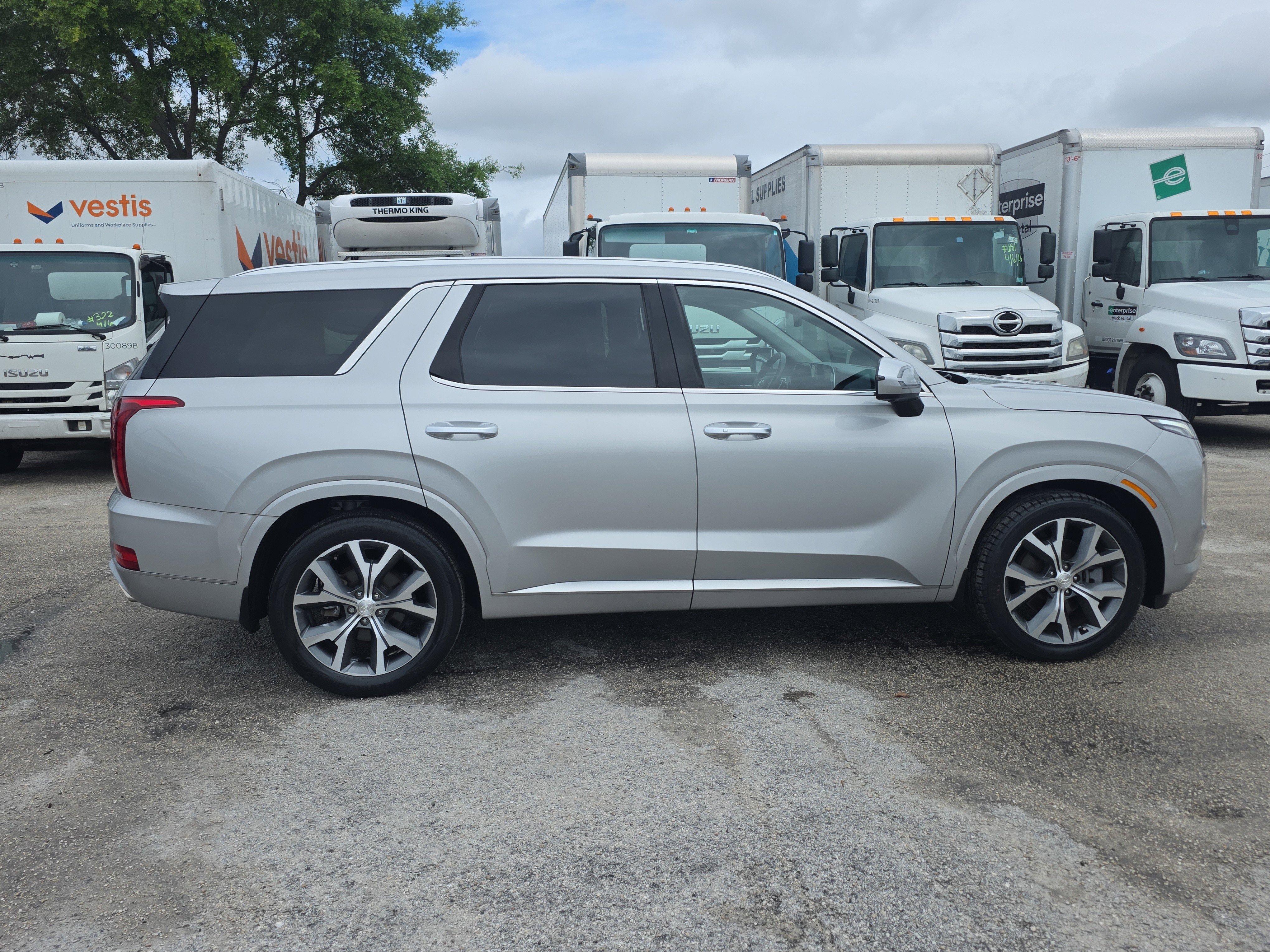 Used 2022 Hyundai Palisade Limited w/ Cargo Package FWD image 8