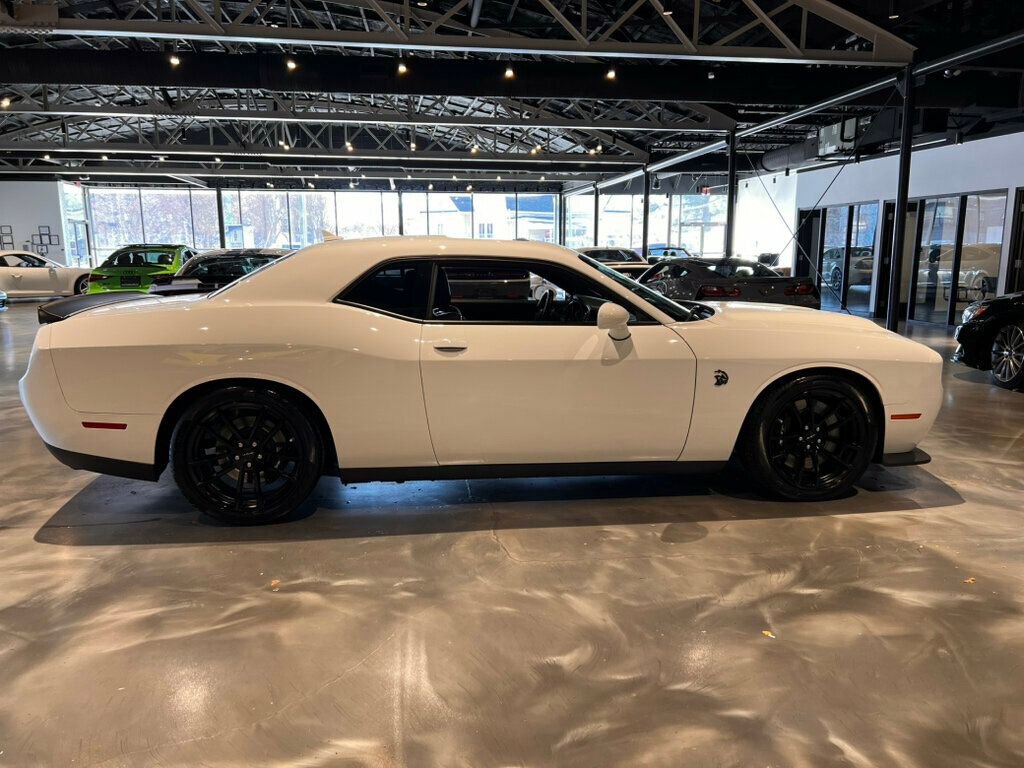 Used 2023 Dodge Challenger SRT Hellcat image 6