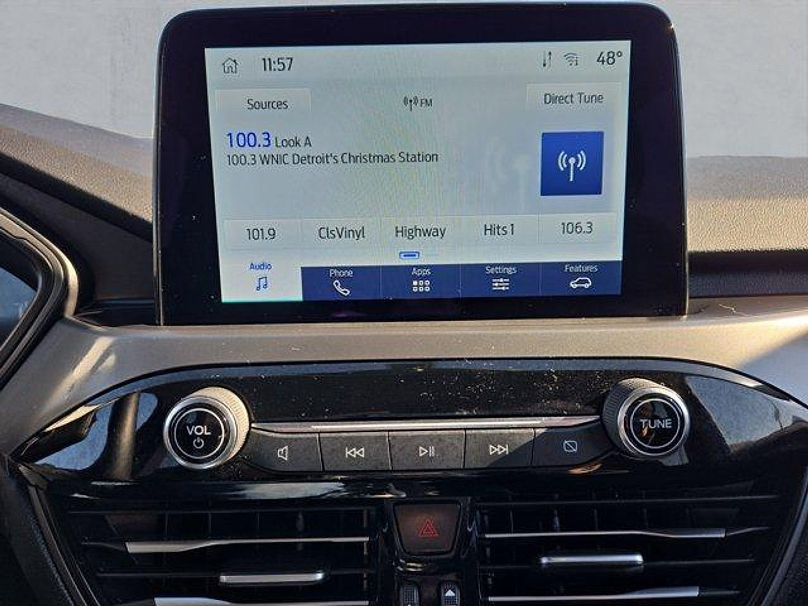 Certified 2023 Ford Escape Active AWD/4WD image 18