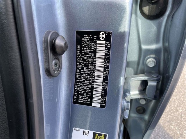 Used 2021 Toyota Corolla LE image 32