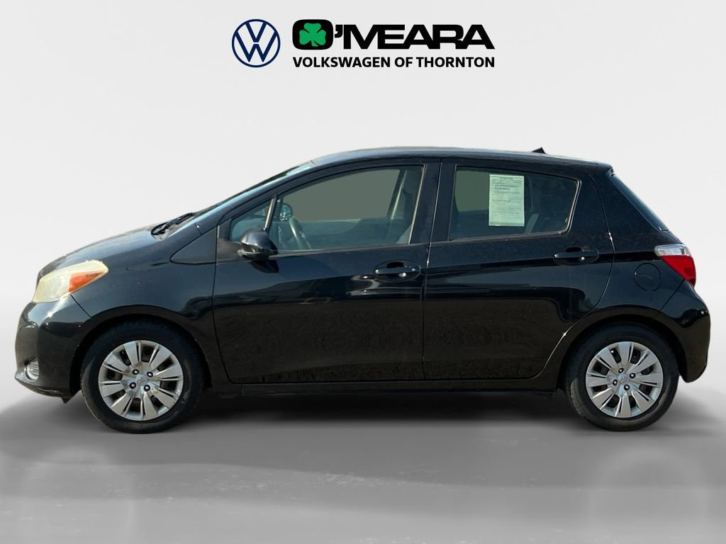 Used 2012 Toyota Yaris LE FWD video 2