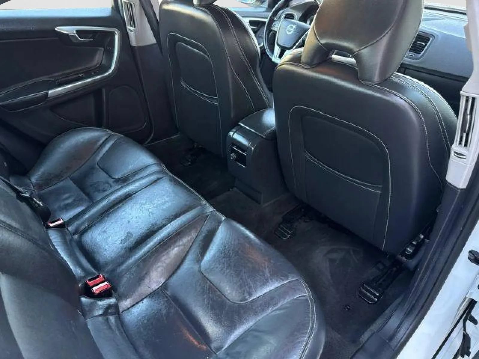Used 2017 Volvo S60 T5 Dynamic FWD image 24