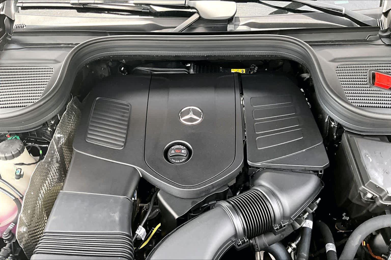 New 2026 Mercedes-Benz GLE 450e 4MATIC image 18