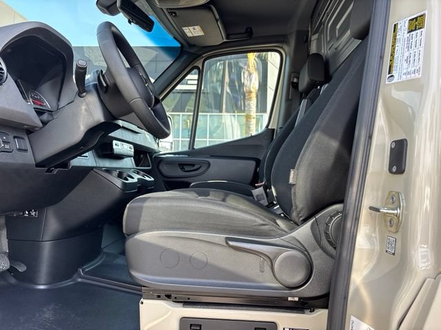 Used 2026 Mercedes-Benz Sprinter 2500 image 15