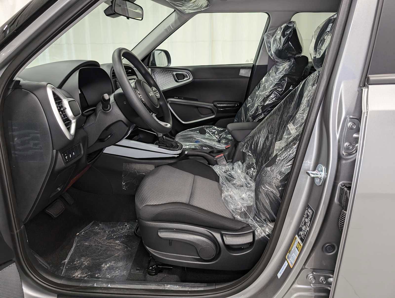 New 2025 Kia Soul LX image 4