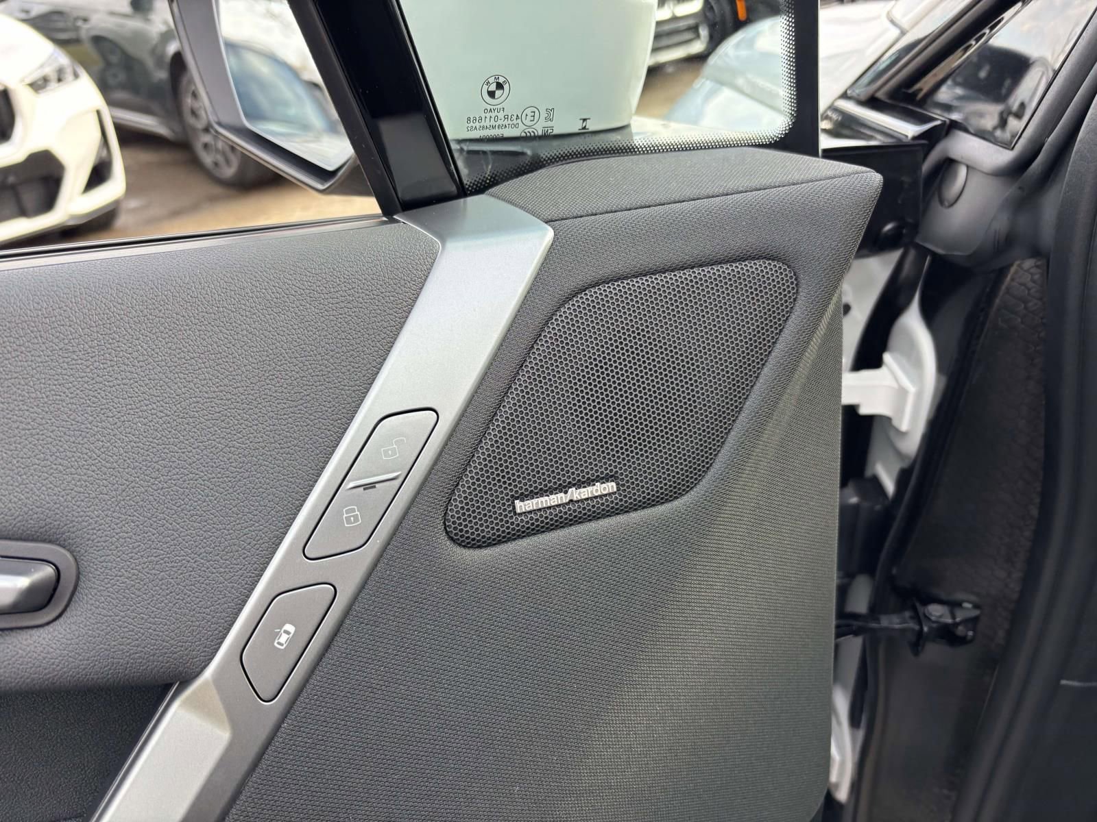 New 2026 BMW iX xDrive60 w/ M Sport Package image 14