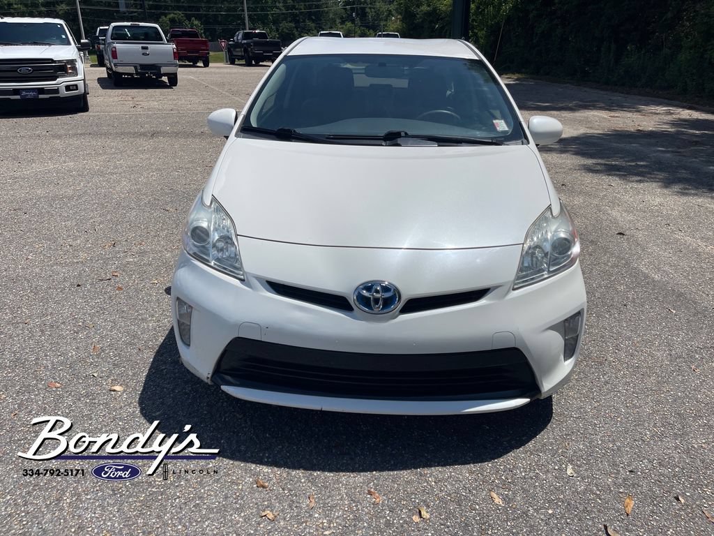 Used 2013 Toyota Prius Two FWD image 2
