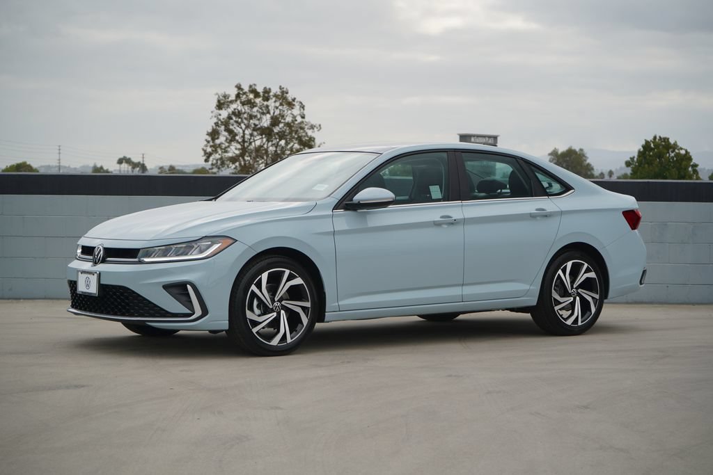 New 2027 Volkswagen Jetta SEL FWD image 1