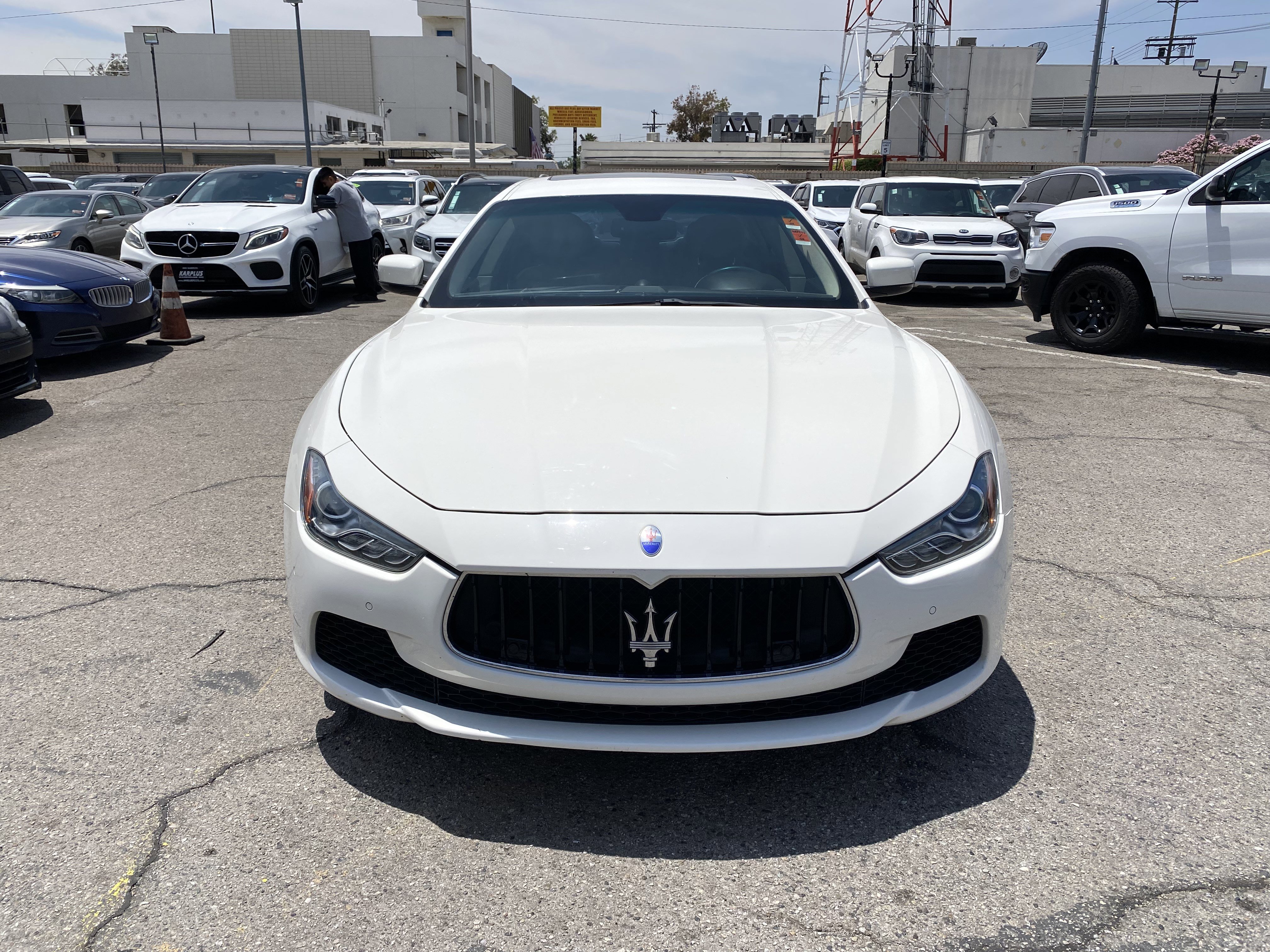 Used 2016 Maserati Ghibli RWD image 3