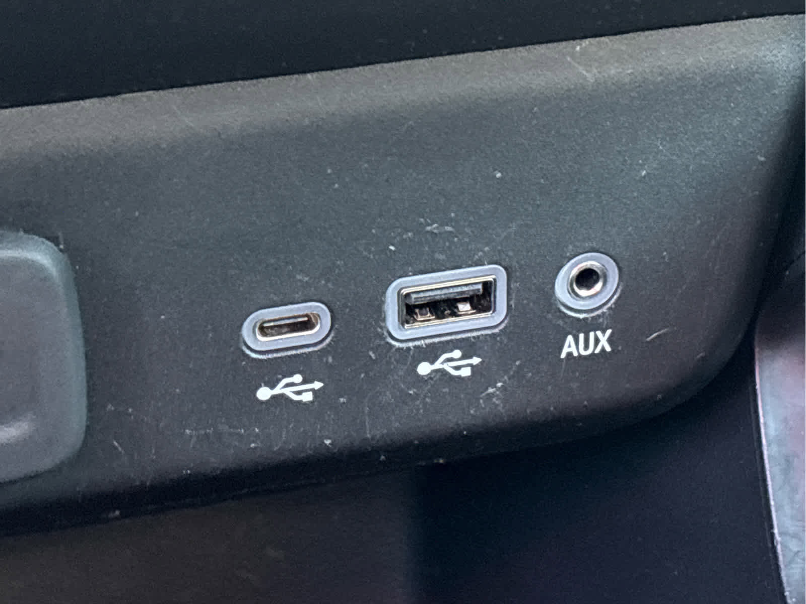 Certified 2023 Chevrolet TrailBlazer ACTIV w/ Sun and Liftgate Package image 23