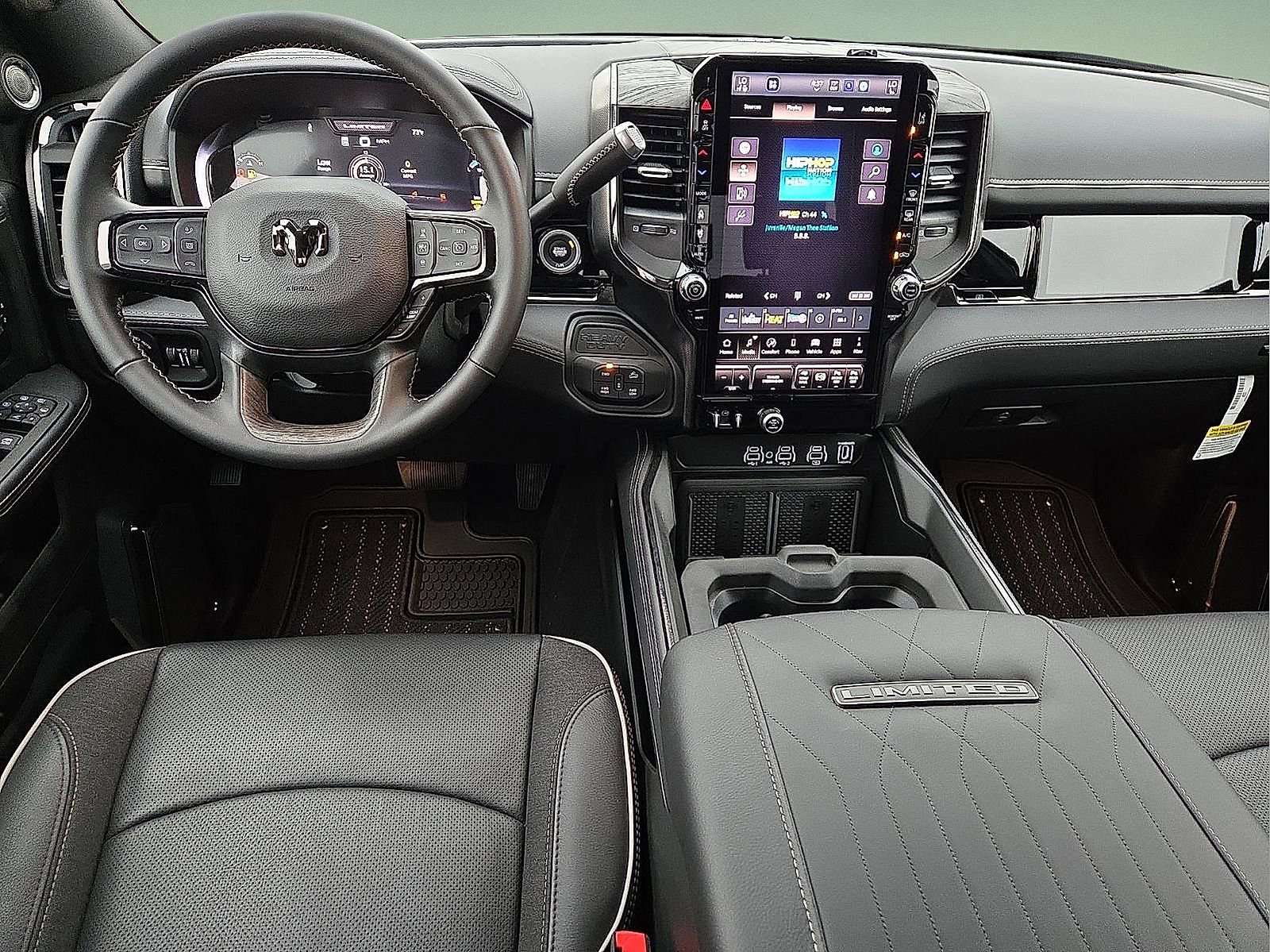 New 2026 RAM 2500 Limited AWD/4WD image 11