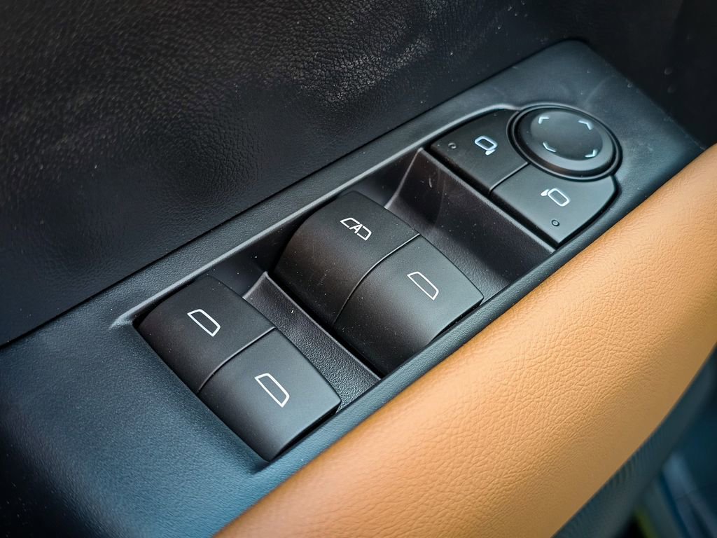 New 2026 GMC Canyon AT4 w/ Technology Plus Package AWD/4WD image 12