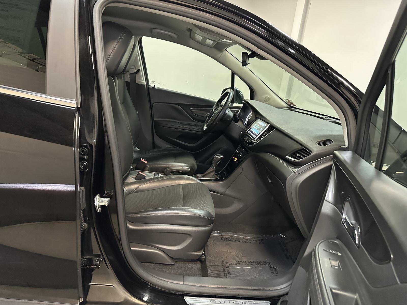 Used 2019 Buick Encore Preferred image 39