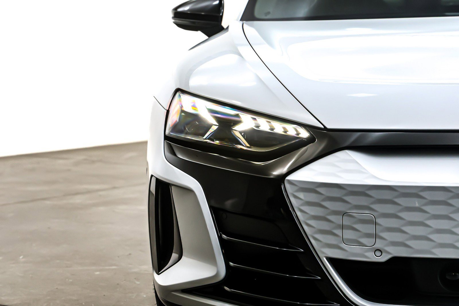 Used 2024 Audi RS e-tron GT w/ Carbon Performance Package image 14