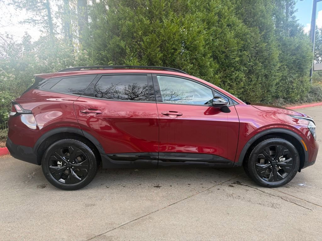 Used 2025 Kia Sportage X-Line image 2