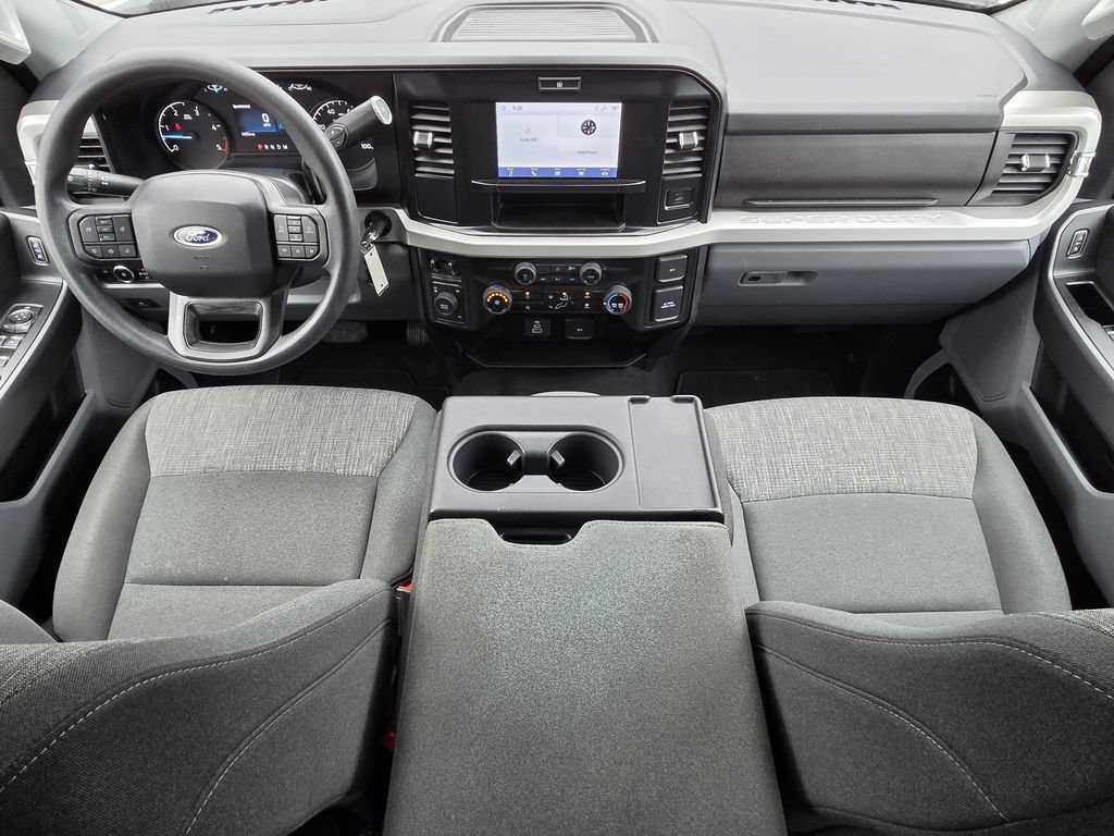 Used 2025 Ford F250 XLT AWD/4WD image 12