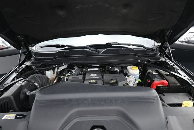 Used 2023 RAM 3500 Laramie AWD/4WD image 13