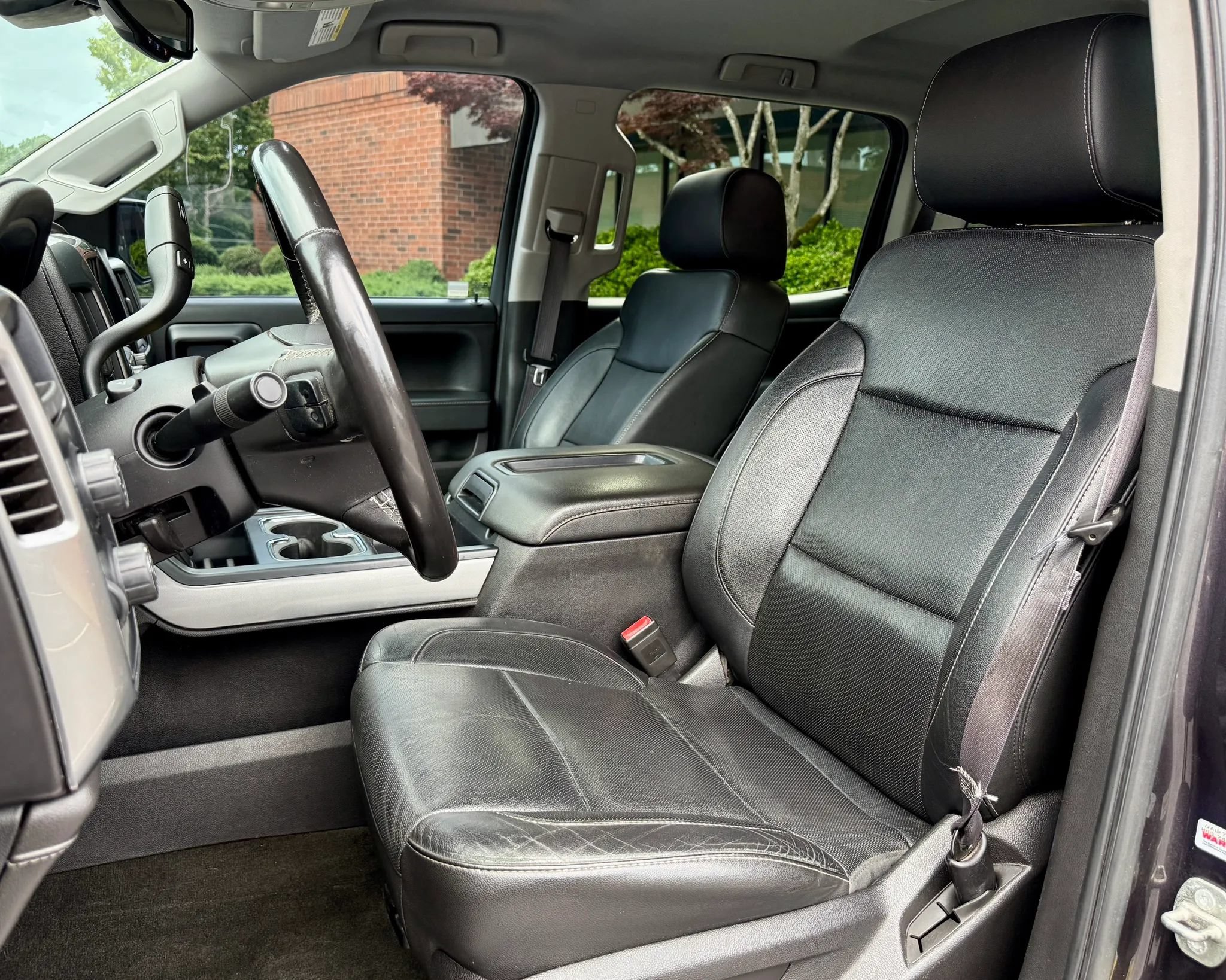 Used 2015 Chevrolet Silverado 1500 LTZ Z71 w/ LTZ Plus Package AWD/4WD image 13