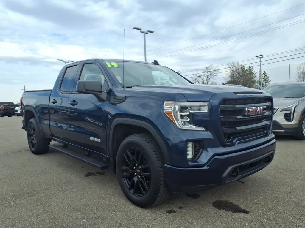 Used 2020 GMC Sierra 1500 Elevation w/ Elevation Value Package image 3