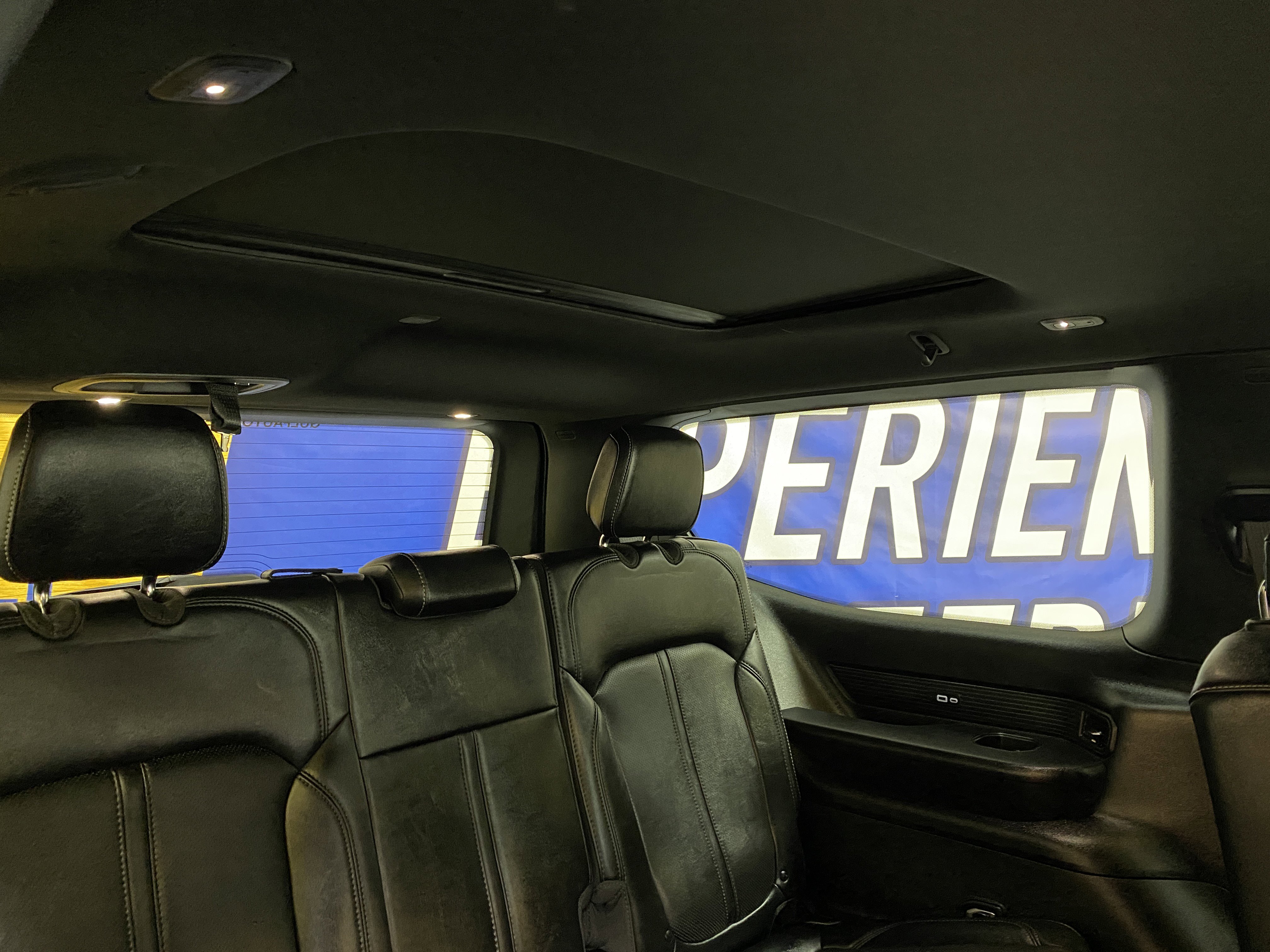 Used 2025 Jeep Wagoneer Series II w/ Premium Group I image 30