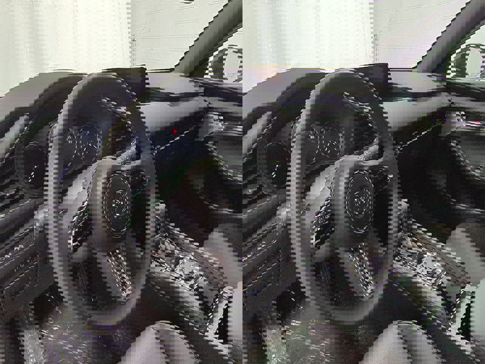 New 2025 MAZDA MAZDA3 Hatchback w/Premium Plus Pkg image 9