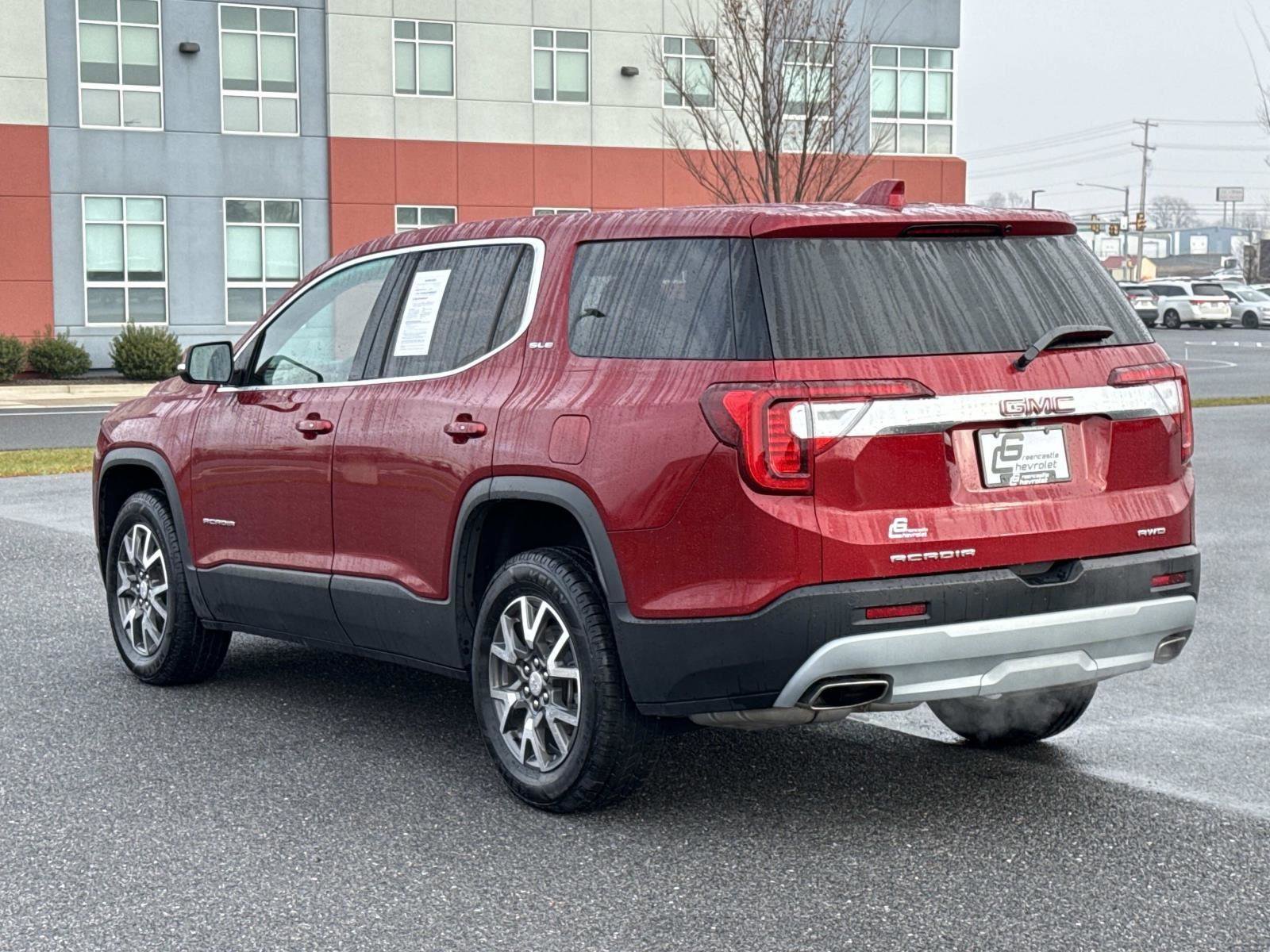 Used 2023 GMC Acadia SLE image 26