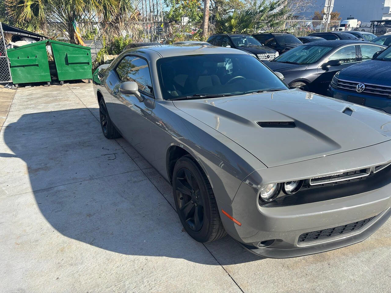 Used 2019 Dodge Challenger SXT image 2