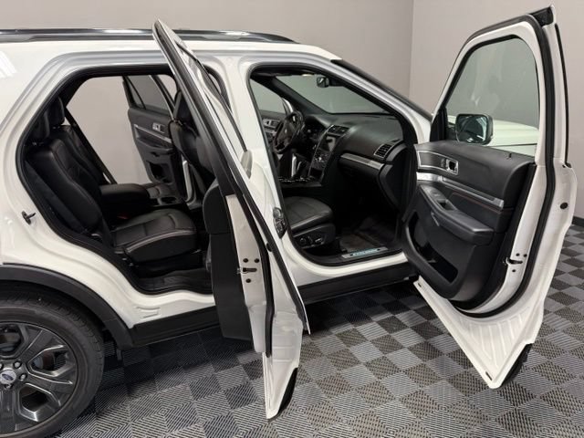 Used 2018 Ford Explorer Sport w/ Equipment Group 401A AWD/4WD image 22