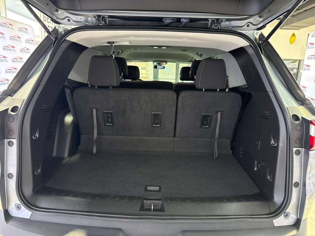 Used 2018 Chevrolet Traverse LS image 52