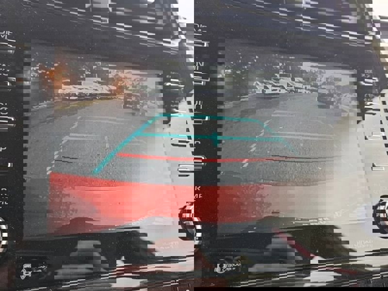 Used 2022 Toyota Prius XLE image 24