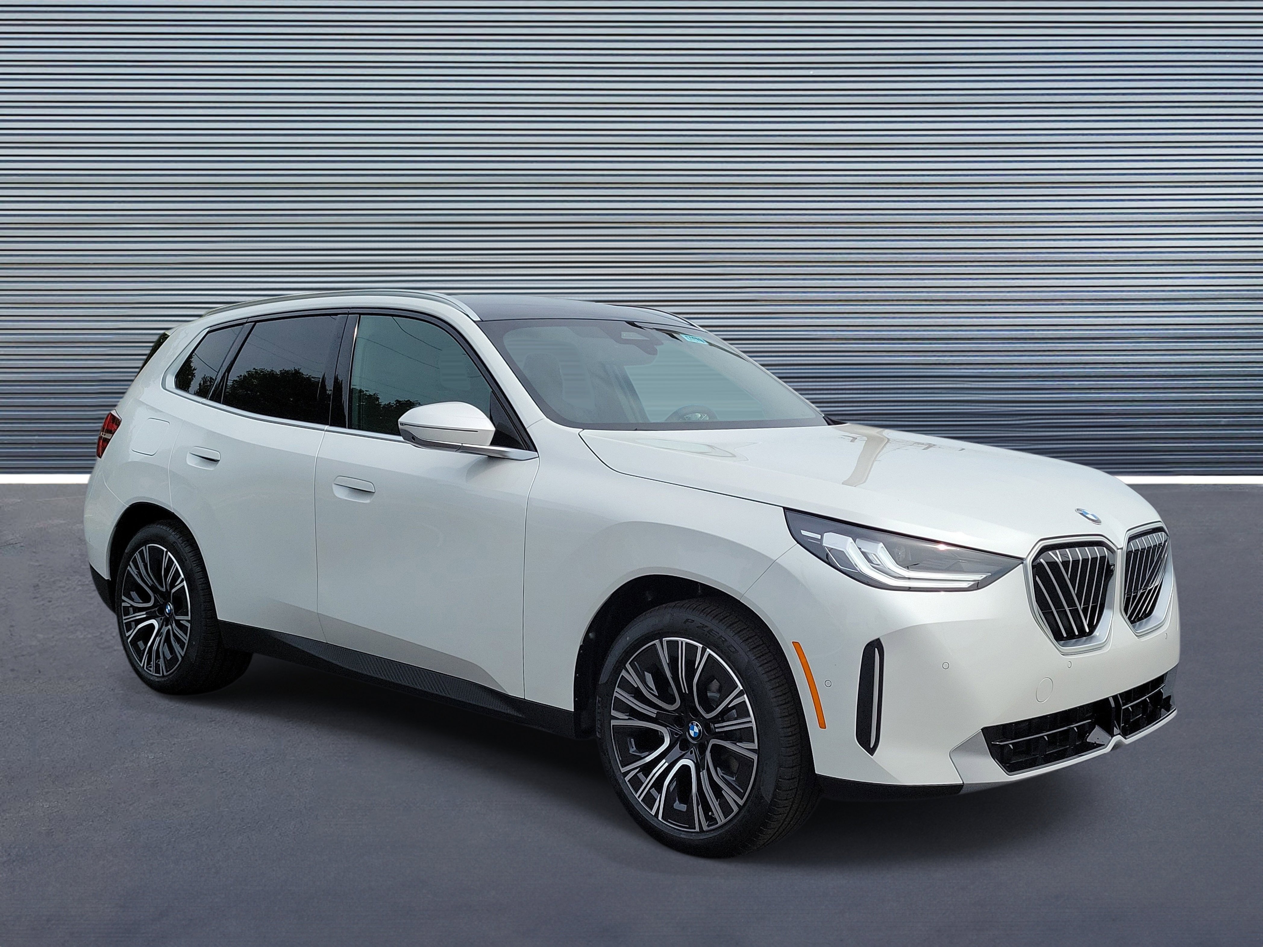New 2026 BMW X3 xDrive30 w/ Premium Package AWD/4WD image 2