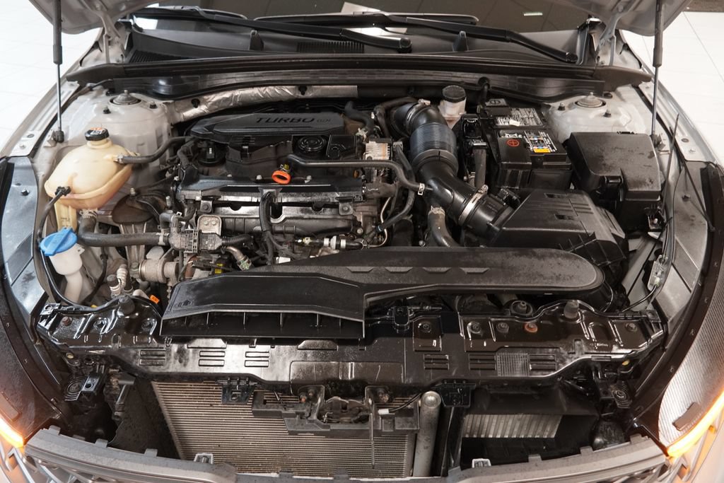 Used 2024 Kia K5 GT-Line AWD/4WD image 39